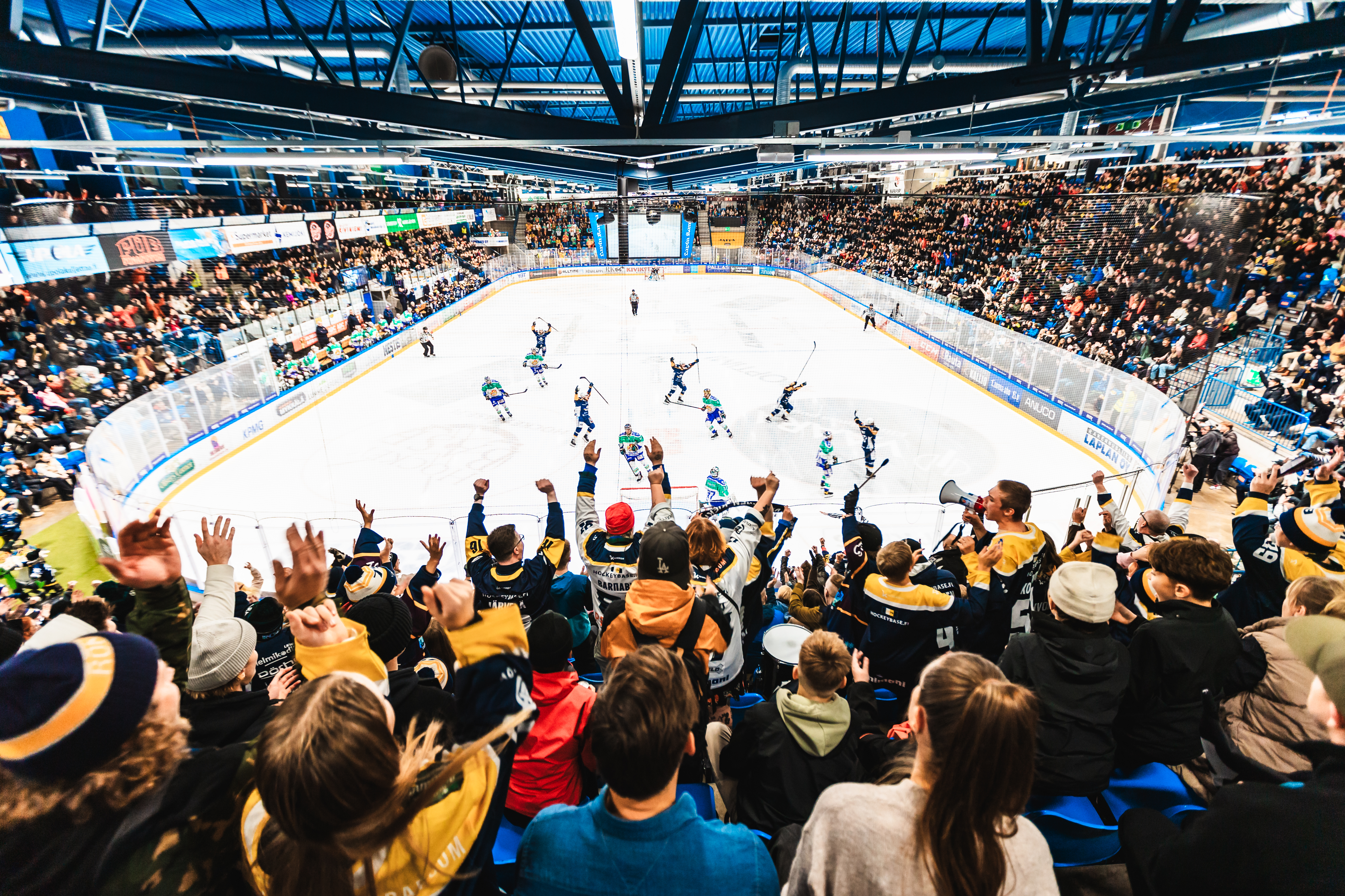 ROKI - JOKERIT OTTELUT ÄÄNESTETTIIN VUODEN 2024 SYKÄHDYTTÄVIMMÄKSI LAPPILAISEKSI URHEILUTAPAHTUMAKSI